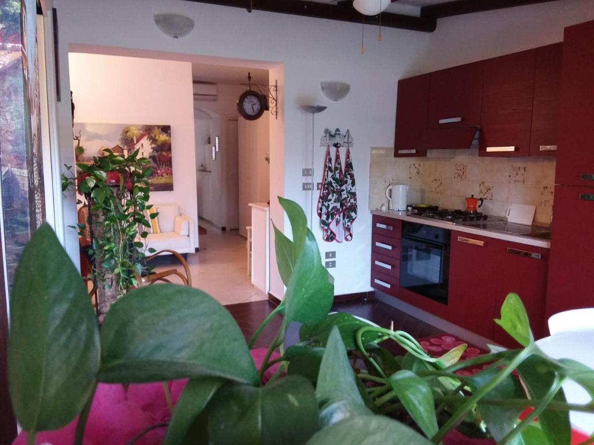 Villetta Su Canale Navigabile Furnari Exterior foto