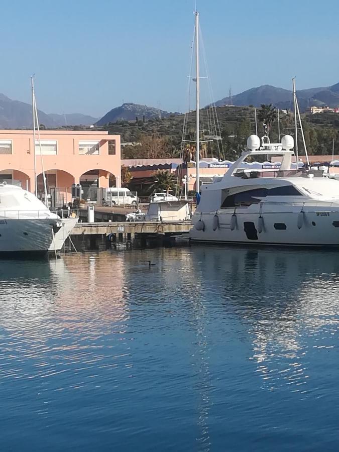 Villetta Su Canale Navigabile Furnari Exterior foto