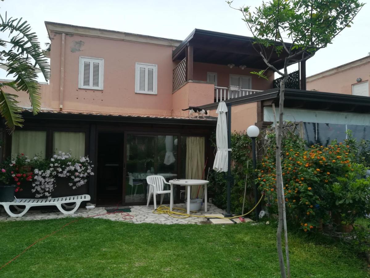 Villetta Su Canale Navigabile Furnari Exterior foto